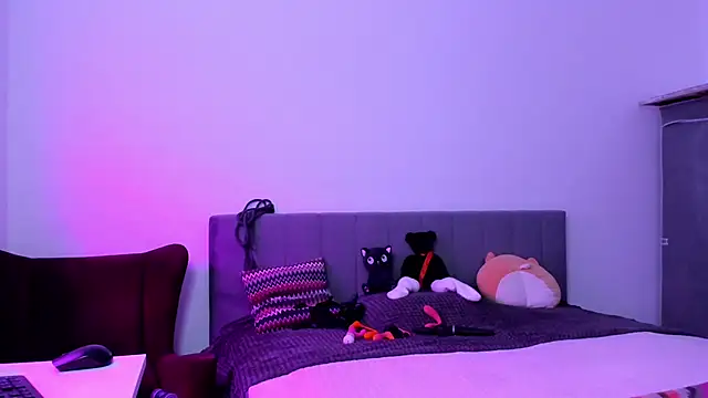 Katherine Twilight online show from 10/03/25, 03:20