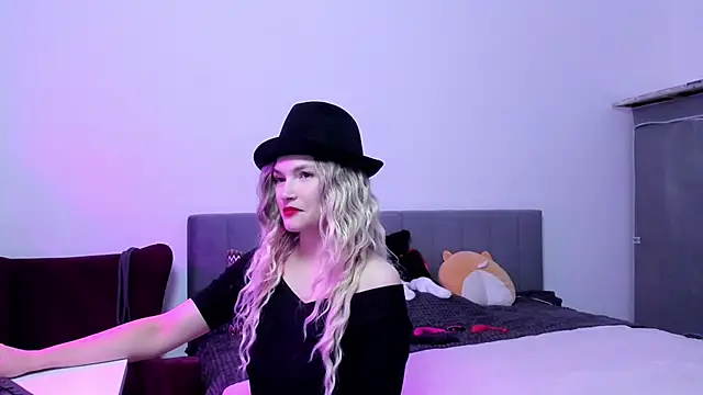 Katherine Twilight online show from 10/10/25, 03:33