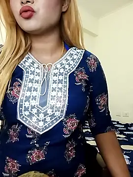 alexa cam44 online show from 04/11/26, 07:40