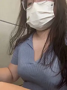 ariel 613 online show from 10/03/25, 04:42