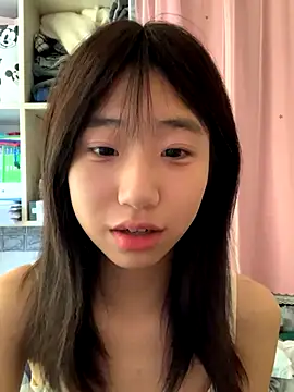 xiaotao-999 online show from 10/16/25, 03:40