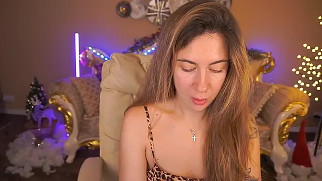 KateShanny online show from 12/19/25, 07:04