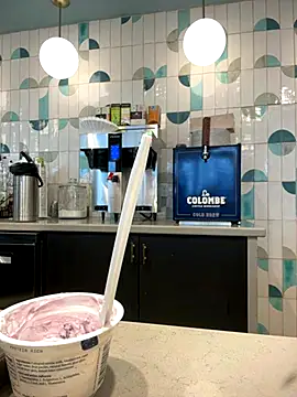 yummy0322 online show from 09/17/25, 11:23