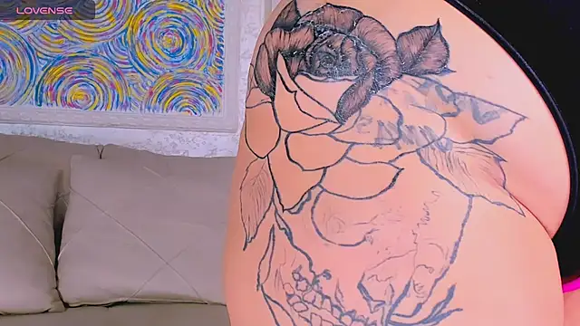 marrenaa online show from 09/28/25, 04:18