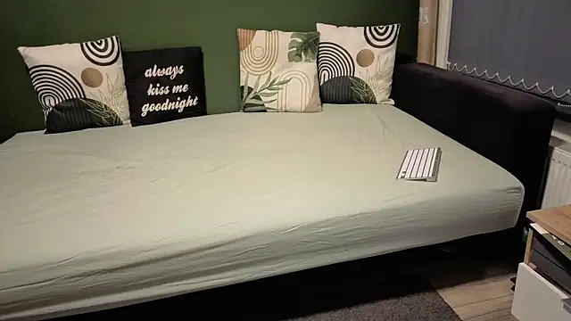 Eveline Beauty Kitty online show from 11/16/25, 06:13