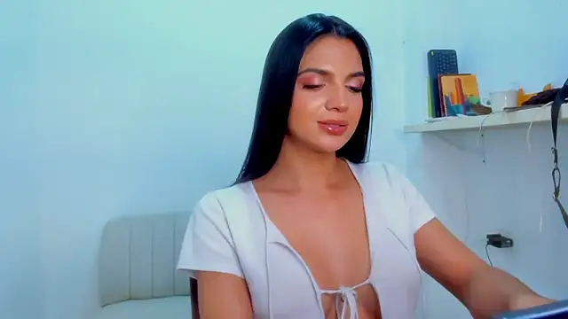 ISA BELLA VZL online show from 04/04/26, 04:59