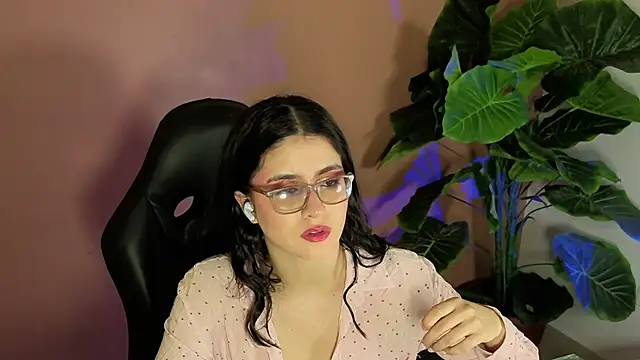 LiLLiAnderson online show from 09/09/25, 11:43