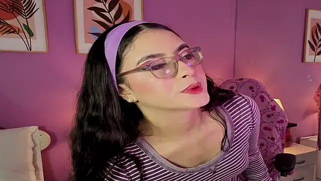 LiLLiAnderson online show from 09/25/25, 11:47