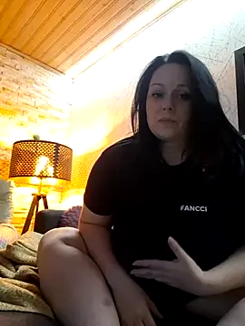 Chrissy Christal online show from 10/19/25, 05:35