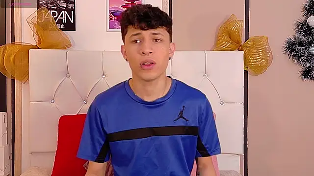 Axel  Evans online show from 12/05/25, 12:25