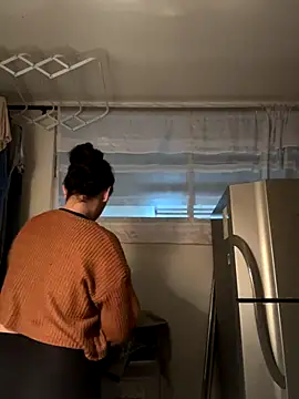 my aleja  online show from 12/05/25, 02:09