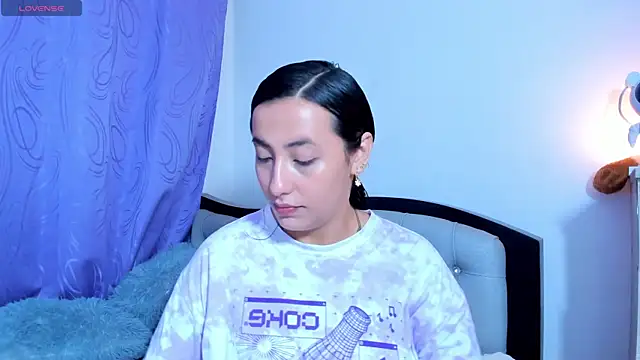 my aleja  online show from 04/10/26, 08:52