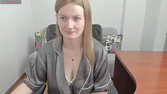 Snapshot of Alisha_Skyes chatting on 05/12/26, 02:19 Alisha Skyes online show from 05/12/26, 02:19