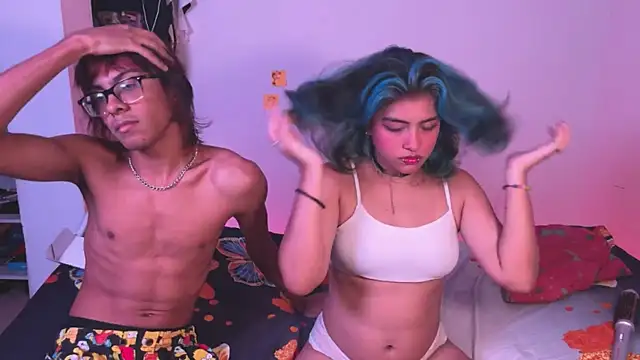 Snapshot of Andrewpetrikov_ chatting on 09/18/25, 01:40 Andrewpetrikov online show from 09/18/25, 01:40