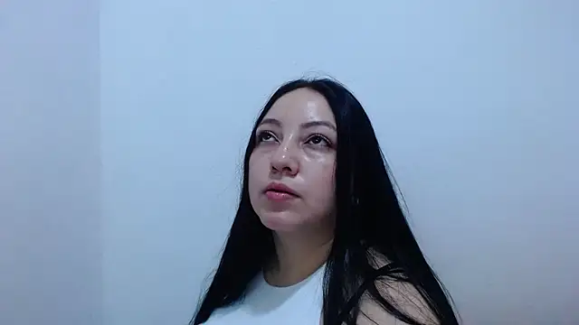 Snapshot of carolina_zabala_19 chatting on 06/23/26, 09:24 carolina zabala 19 online show from 06/23/26, 09:24