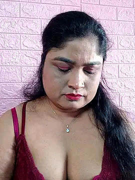 hornyriyanka online show from 12/18/25, 02:17