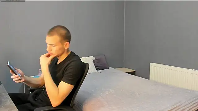 Garden of Eden  online show from 11/09/25, 04:22