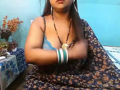 PREETI BABY online show from 10/28/25, 06:06