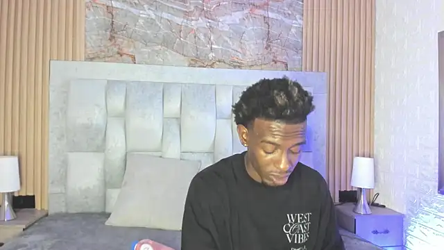 pipedark  online show from 09/09/25, 03:28