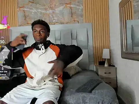 pipedark  online show from 09/30/25, 03:22