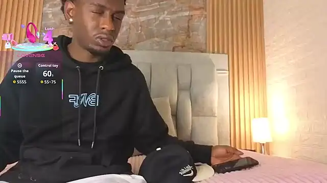 pipedark  online show from 12/04/25, 03:38