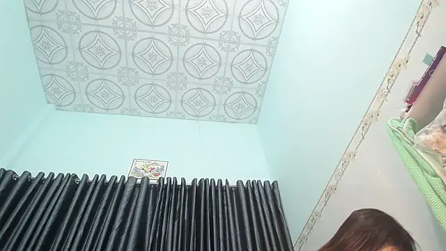 Grass 99 online show from 10/20/25, 08:15