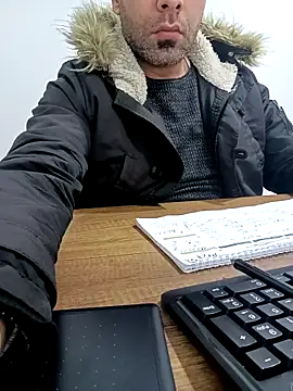 Yaman 33 online show from 02/25/26, 06:23