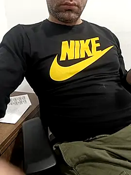 Yaman 33 online show from 03/27/26, 08:26