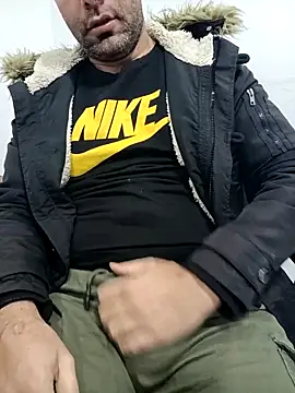 Yaman 33 online show from 03/28/26, 06:46