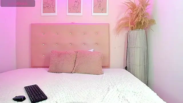 ANNIE DOLCE  online show from 05/28/26, 10:07