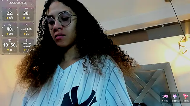 Hanna Cornee  online show from 10/04/25, 01:20