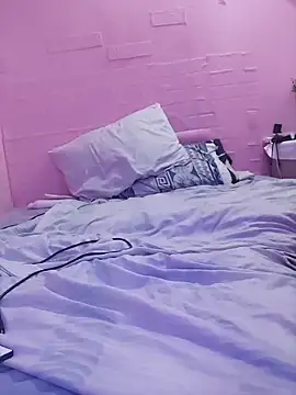 Kellye hotTs online show from 11/28/25, 08:55