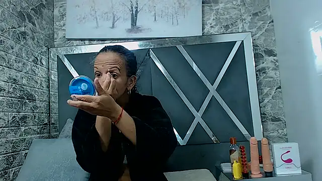 YanetRose online show from 09/09/25, 03:17