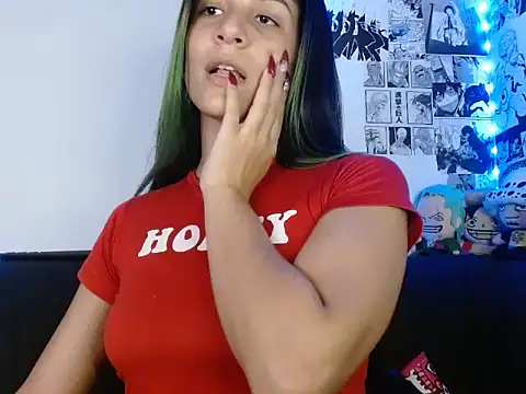 Snapshot of Chloe_paytone chatting on 05/24/26, 11:21 Chloe paytone online show from 05/24/26, 11:21