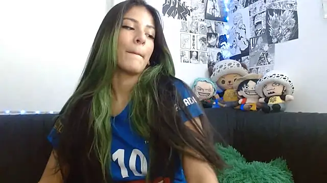 Snapshot of Chloe_paytone chatting on 06/15/26, 06:10 Chloe paytone online show from 06/15/26, 06:10