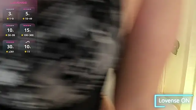 Lea Joness online show from 10/23/25, 11:24