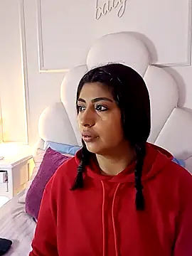 Kaylachannell online show from 11/17/25, 03:34