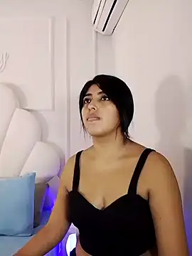 Kaylachannell online show from 05/18/26, 03:46