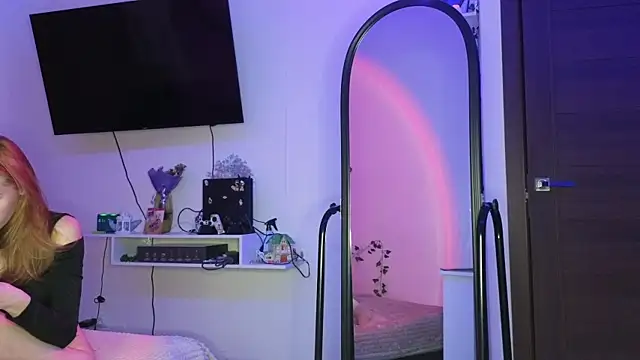 Candy Flosse online show from 10/14/25, 08:15