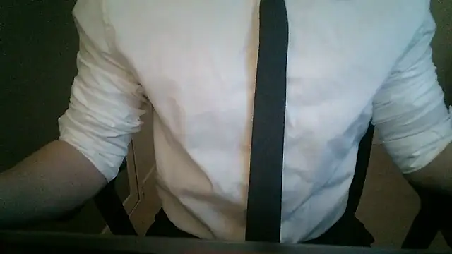 111owo111 online show from 04/14/26, 01:17