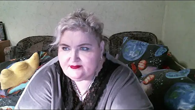 Snapshot of Lana555 chatting on 02/24/25, 05:20 Lana555 online show from 02/24/25, 05:20