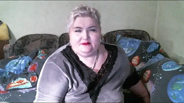 Snapshot of Lana555 chatting on 02/24/25, 08:47 Lana555 online show from 02/24/25, 08:47