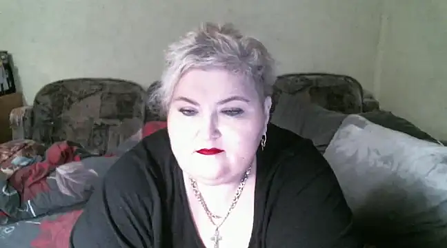 Snapshot of Lana555 chatting on 03/05/25, 04:35 Lana555 online show from 03/05/25, 04:35