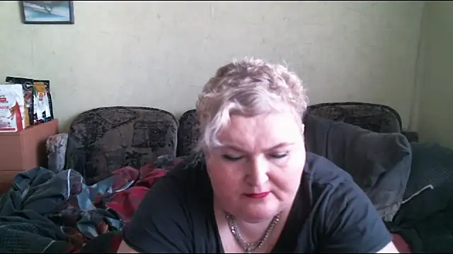 Snapshot of Lana555 chatting on 03/09/25, 09:24 Lana555 online show from 03/09/25, 09:24