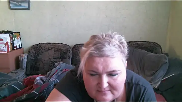 Snapshot of Lana555 chatting on 03/09/25, 12:53 Lana555 online show from 03/09/25, 12:53