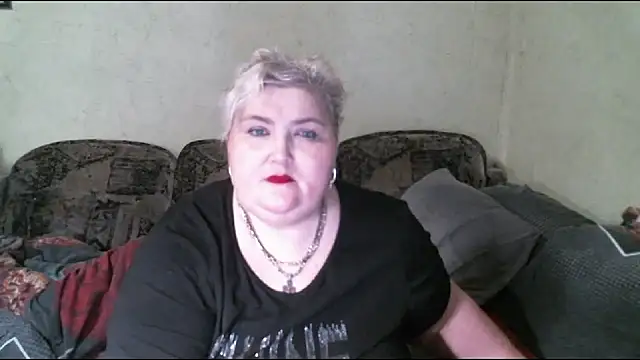 Snapshot of Lana555 chatting on 03/13/25, 07:50 Lana555 online show from 03/13/25, 07:50
