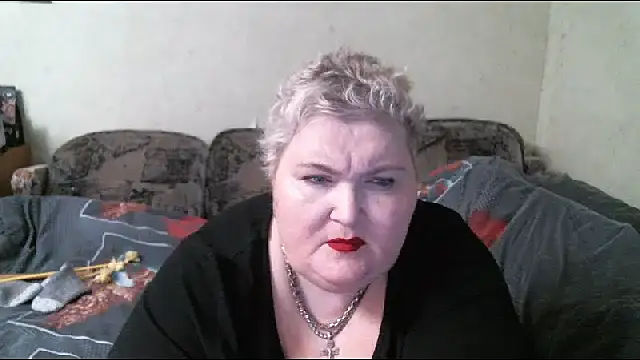 Snapshot of Lana555 chatting on 03/15/25, 05:26 Lana555 online show from 03/15/25, 05:26
