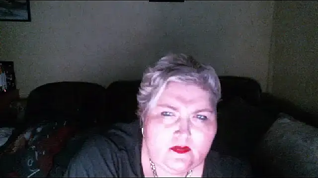 Snapshot of Lana555 chatting on 03/17/25, 02:19 Lana555 online show from 03/17/25, 02:19