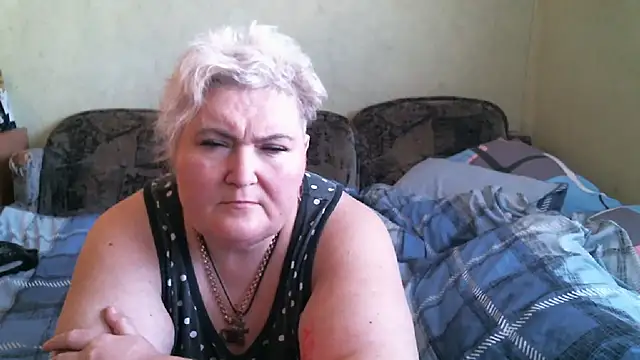 Snapshot of Lana555 chatting on 09/22/25, 11:34 Lana555 online show from 09/22/25, 11:34