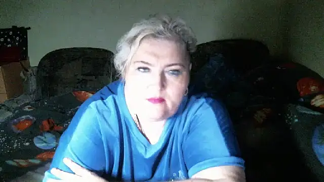 Snapshot of Lana555 chatting on 10/06/25, 10:40 Lana555 online show from 10/06/25, 10:40